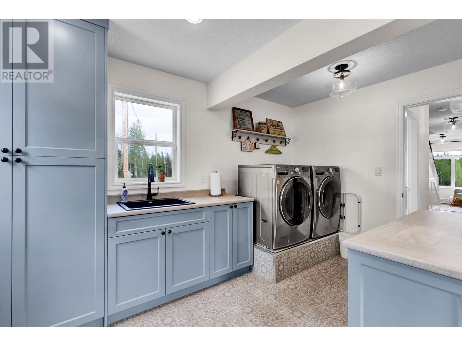 18575 HUGHES ROAD Image 23