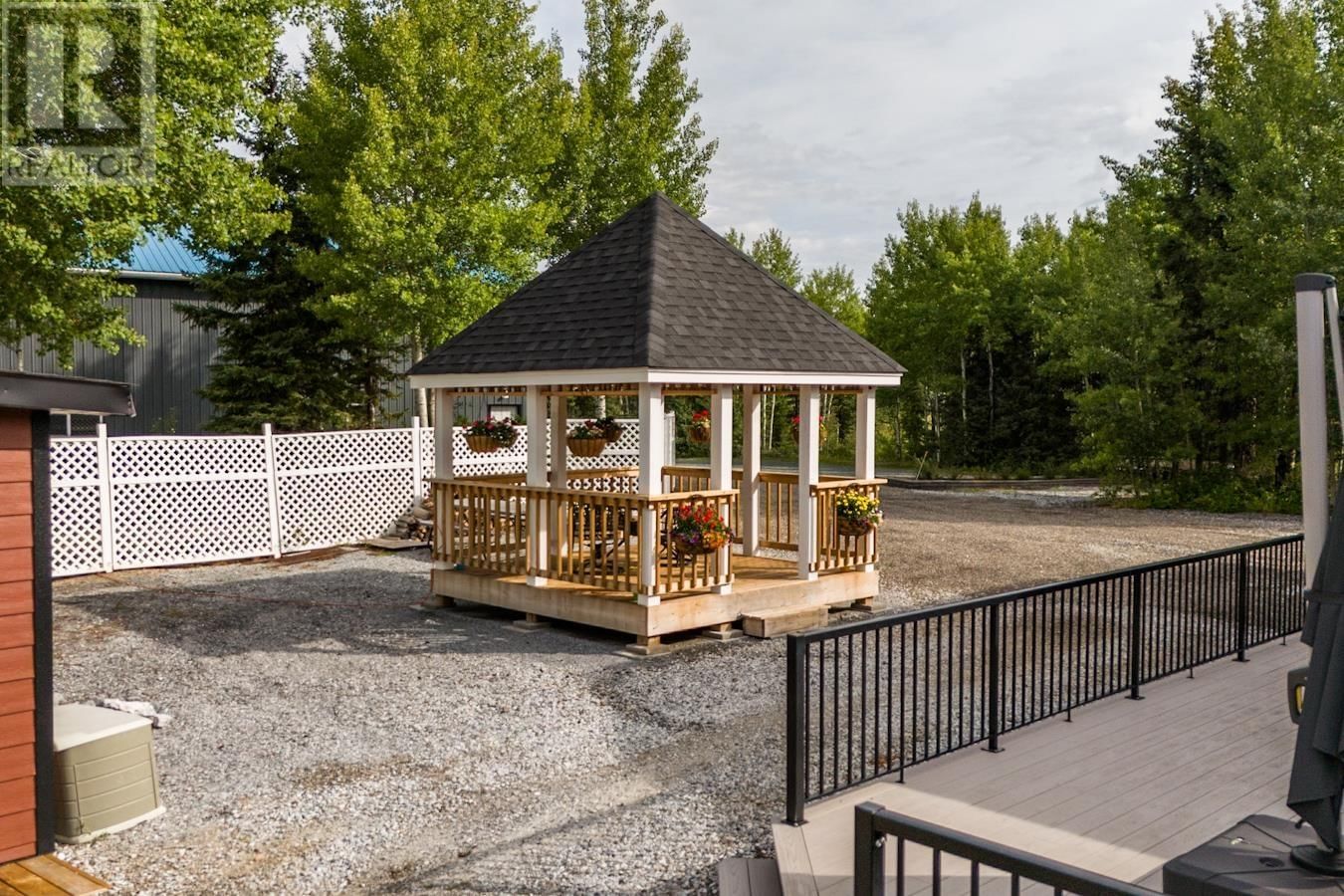 18575 HUGHES ROAD Image 32