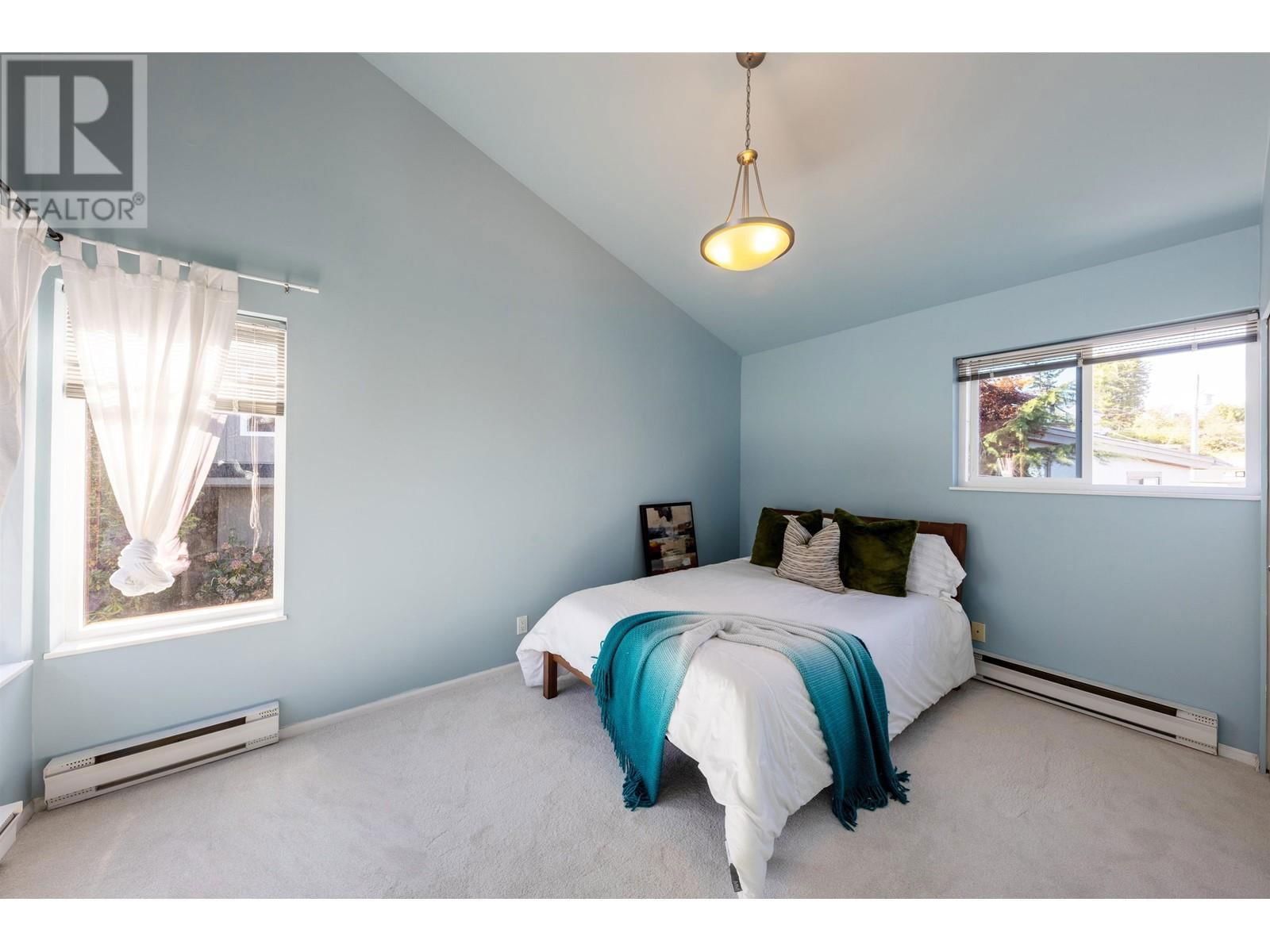 4393 PUGET DRIVE Image 20