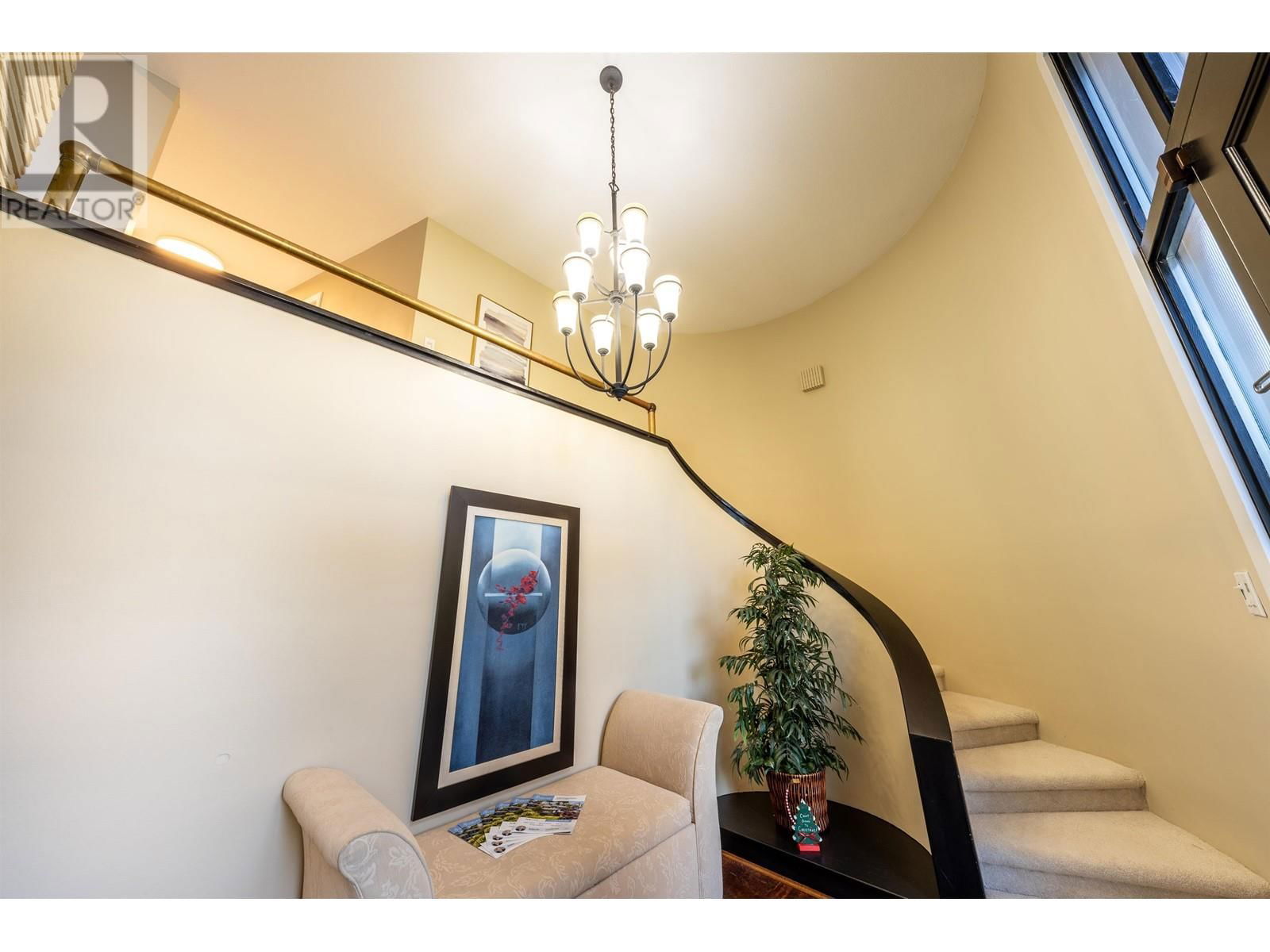 4393 PUGET DRIVE Image 4