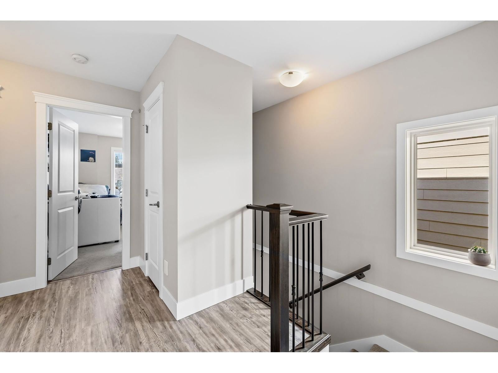 26 - 4295 OLD CLAYBURN Image 22