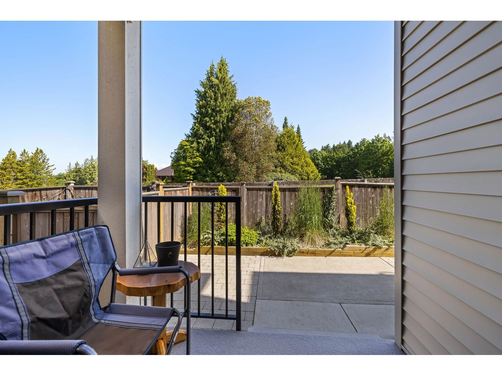 26 - 4295 OLD CLAYBURN Image 34
