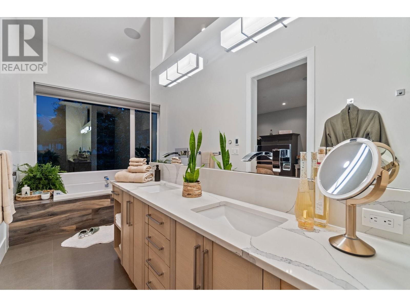 3350 DESCARTES PLACE Image 11