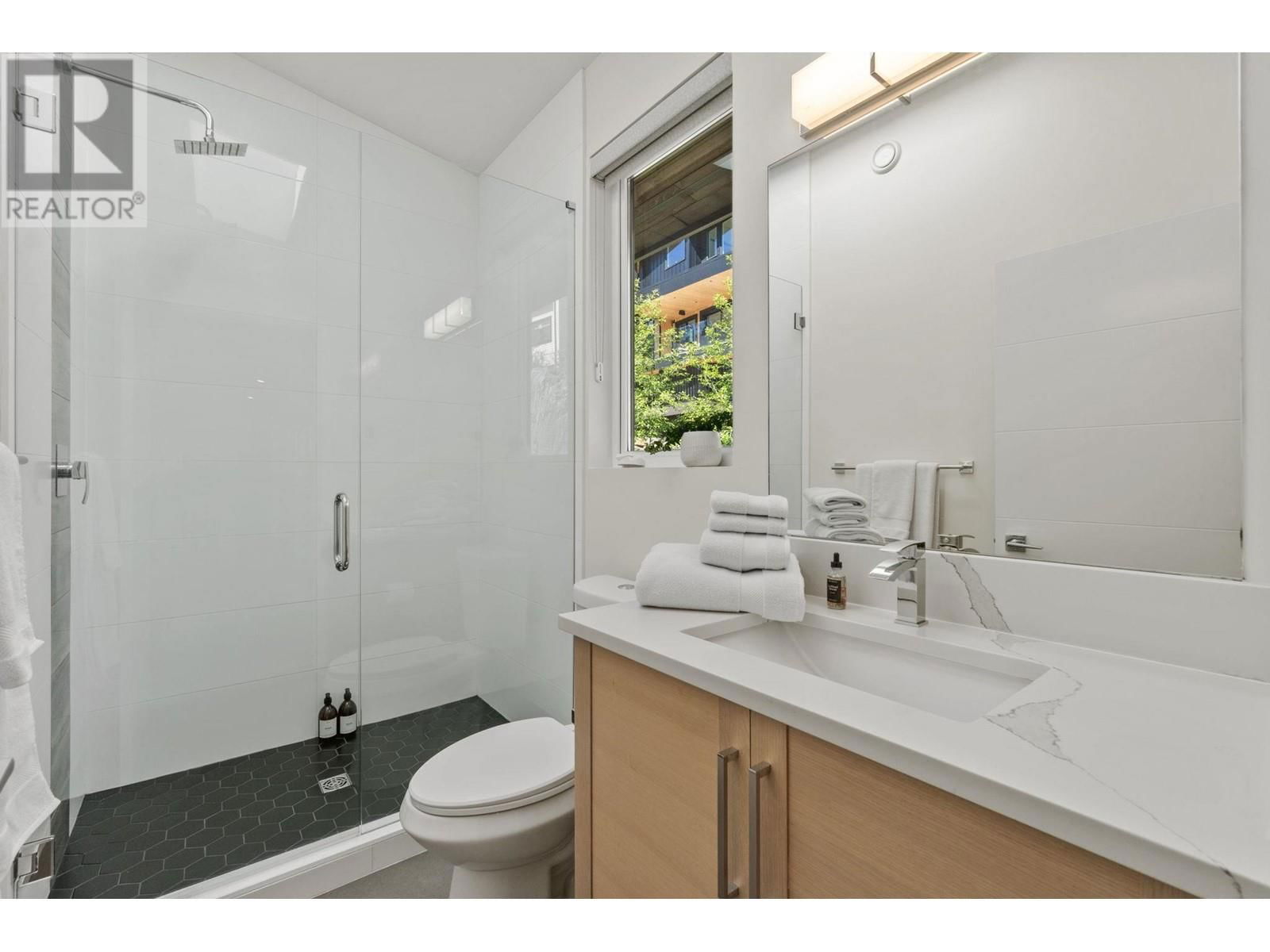 3350 DESCARTES PLACE Image 16