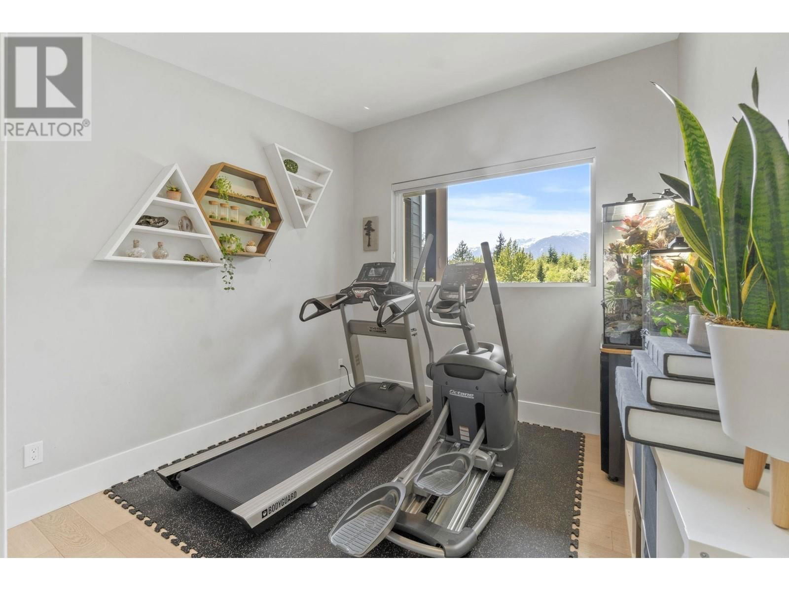 3350 DESCARTES PLACE Image 27
