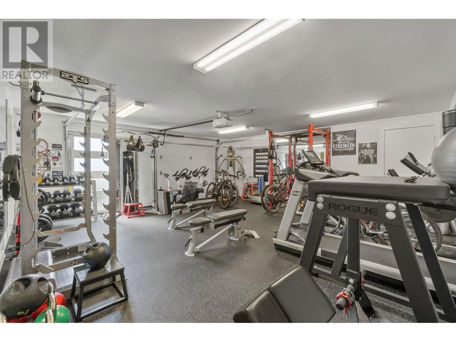 3350 DESCARTES PLACE Image 36