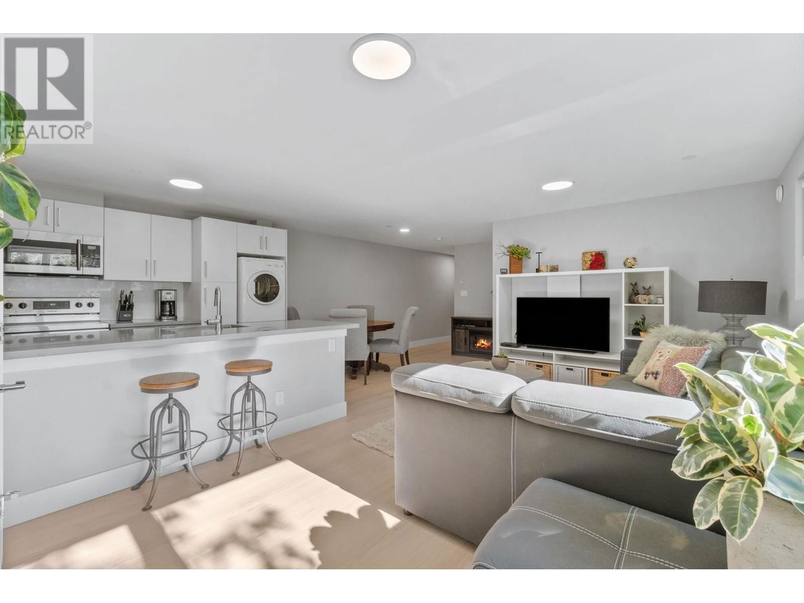 3350 DESCARTES PLACE Image 6