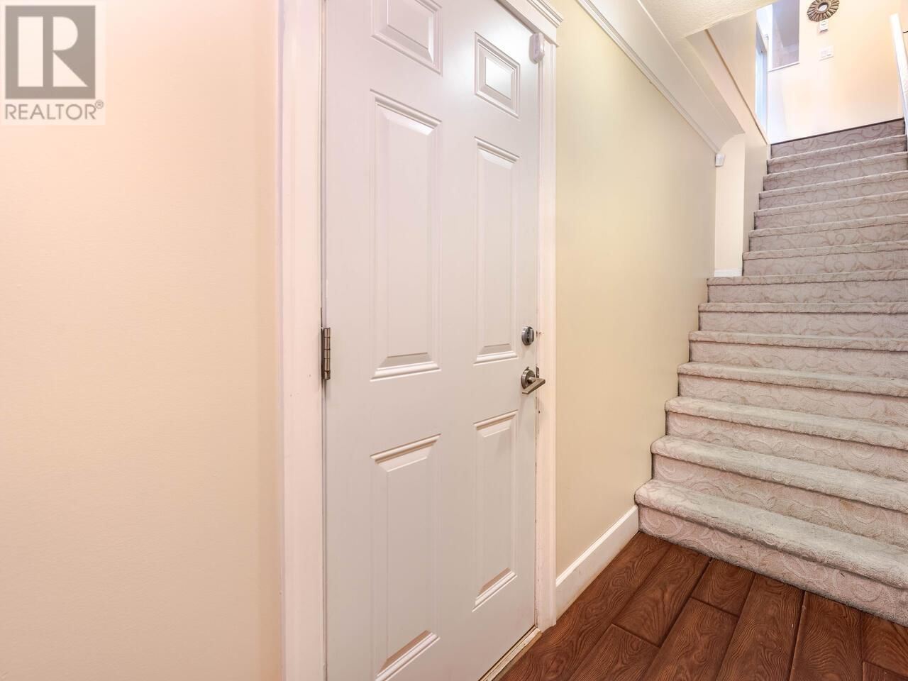 46 - 160 PEMBINA STREET Image 3