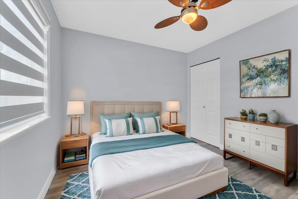 6182 168 STREET Image 15