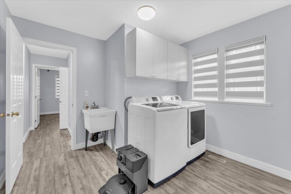 6182 168 STREET Image 18