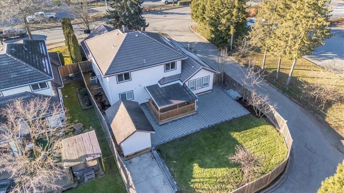 6182 168 STREET Image 2