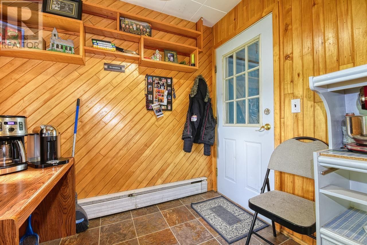 1510 BROADWAY AVENUE Image 7