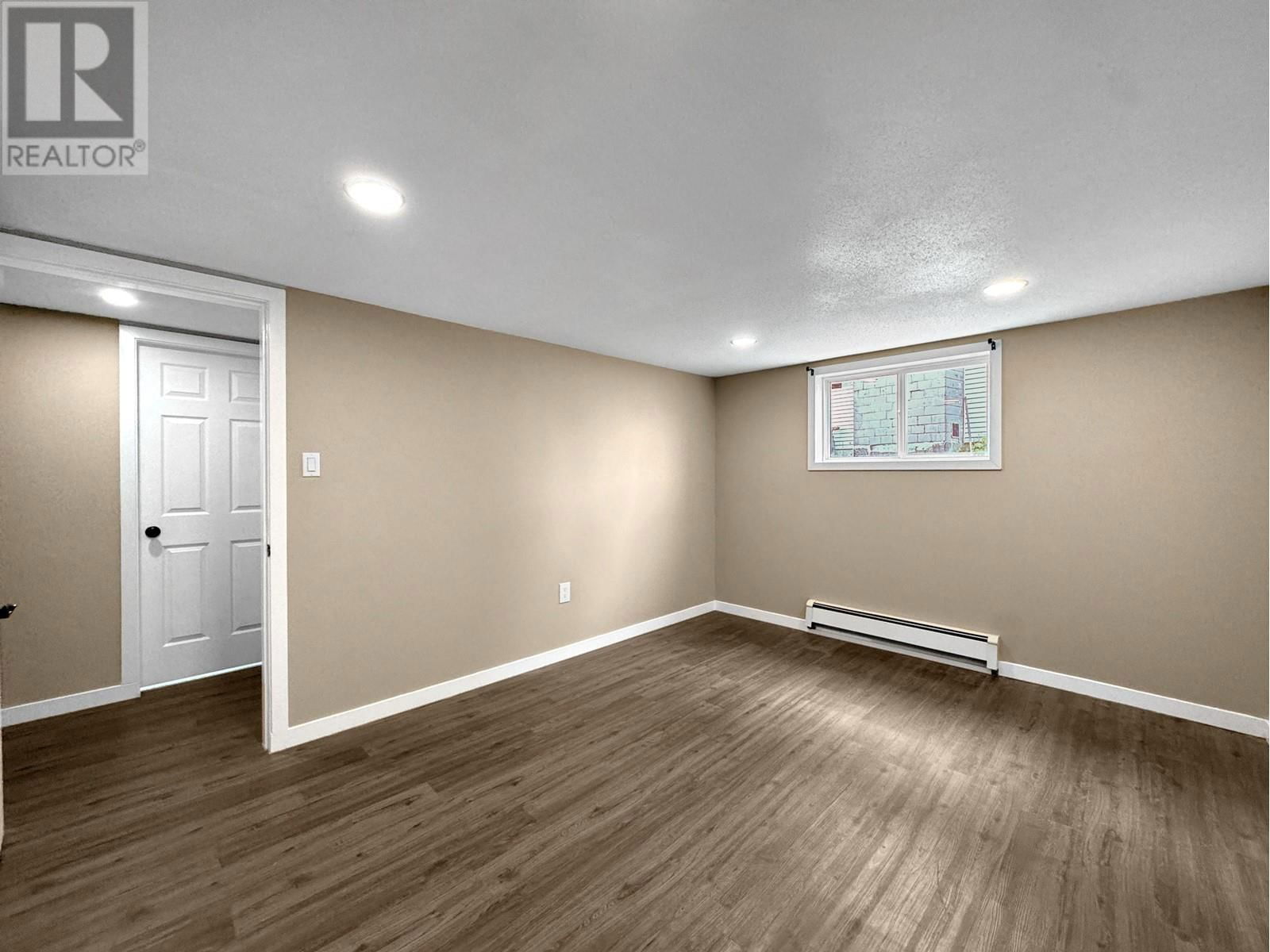 107 CARLSON STREET Image 24