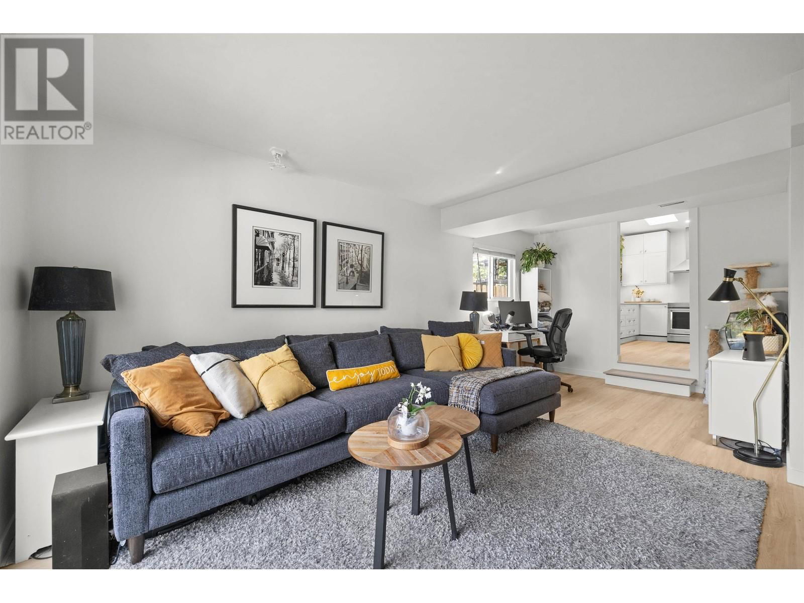 3456 VINCENT STREET Image 13