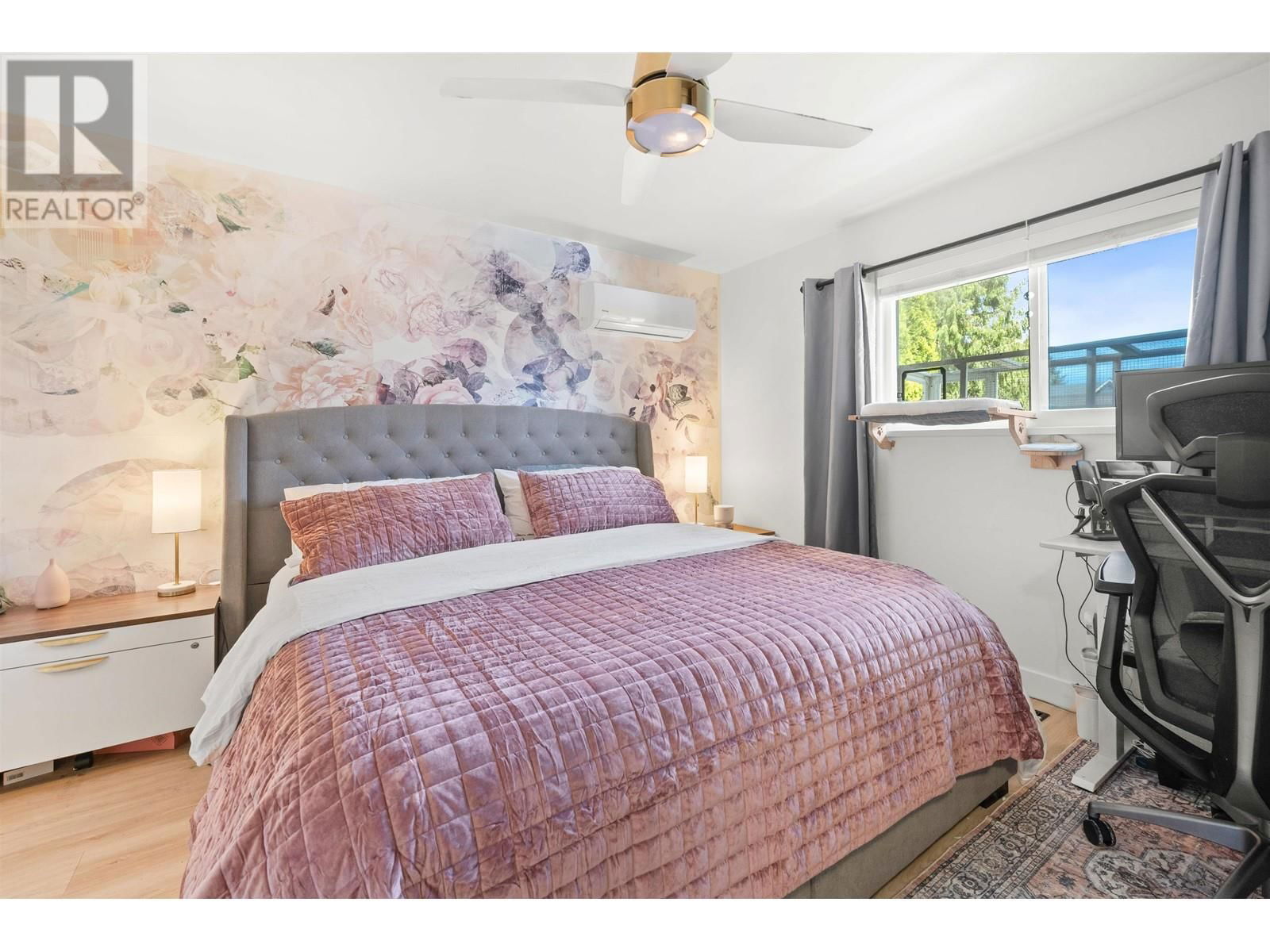 3456 VINCENT STREET Image 17