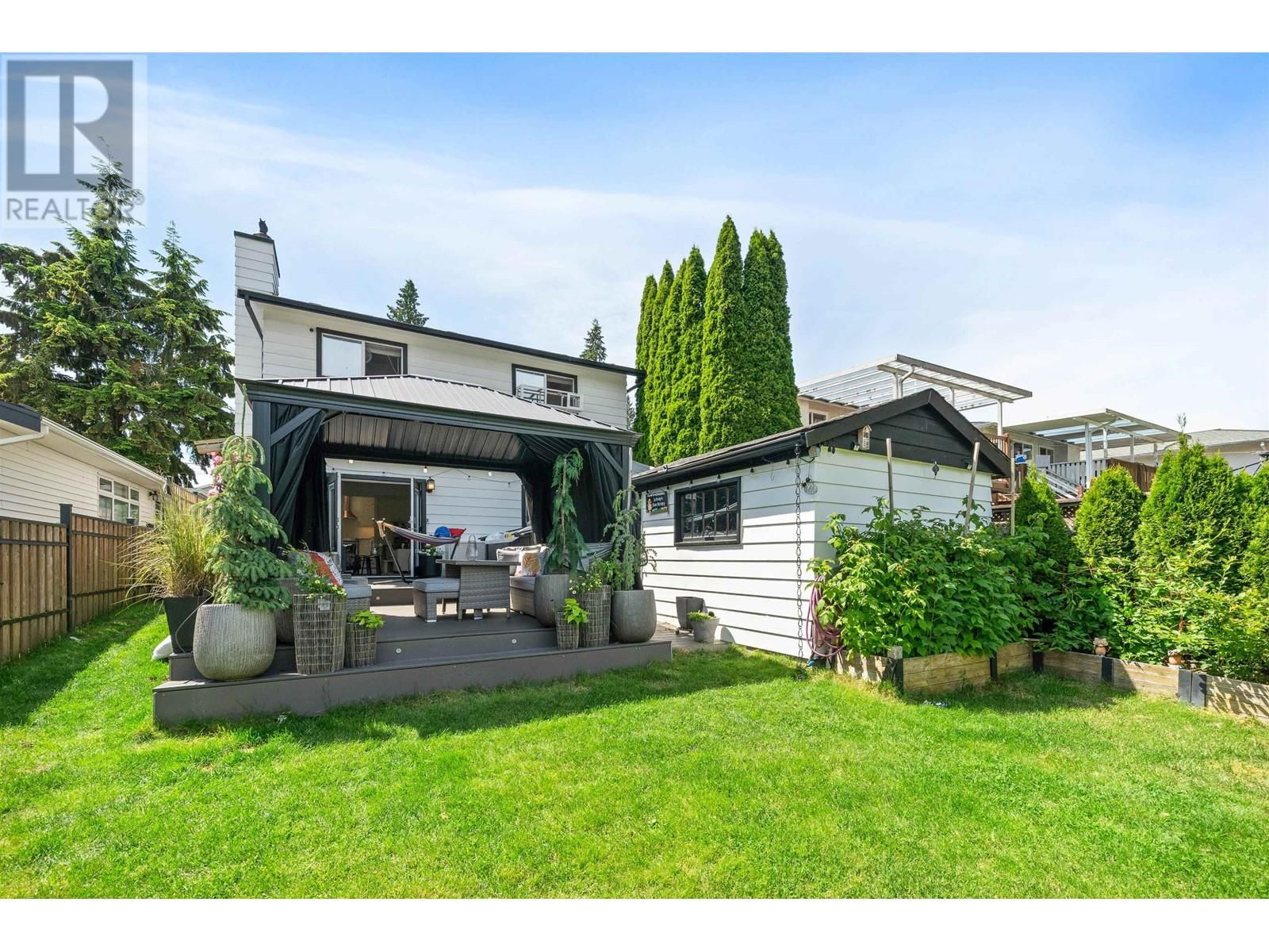 3456 VINCENT STREET Image 26