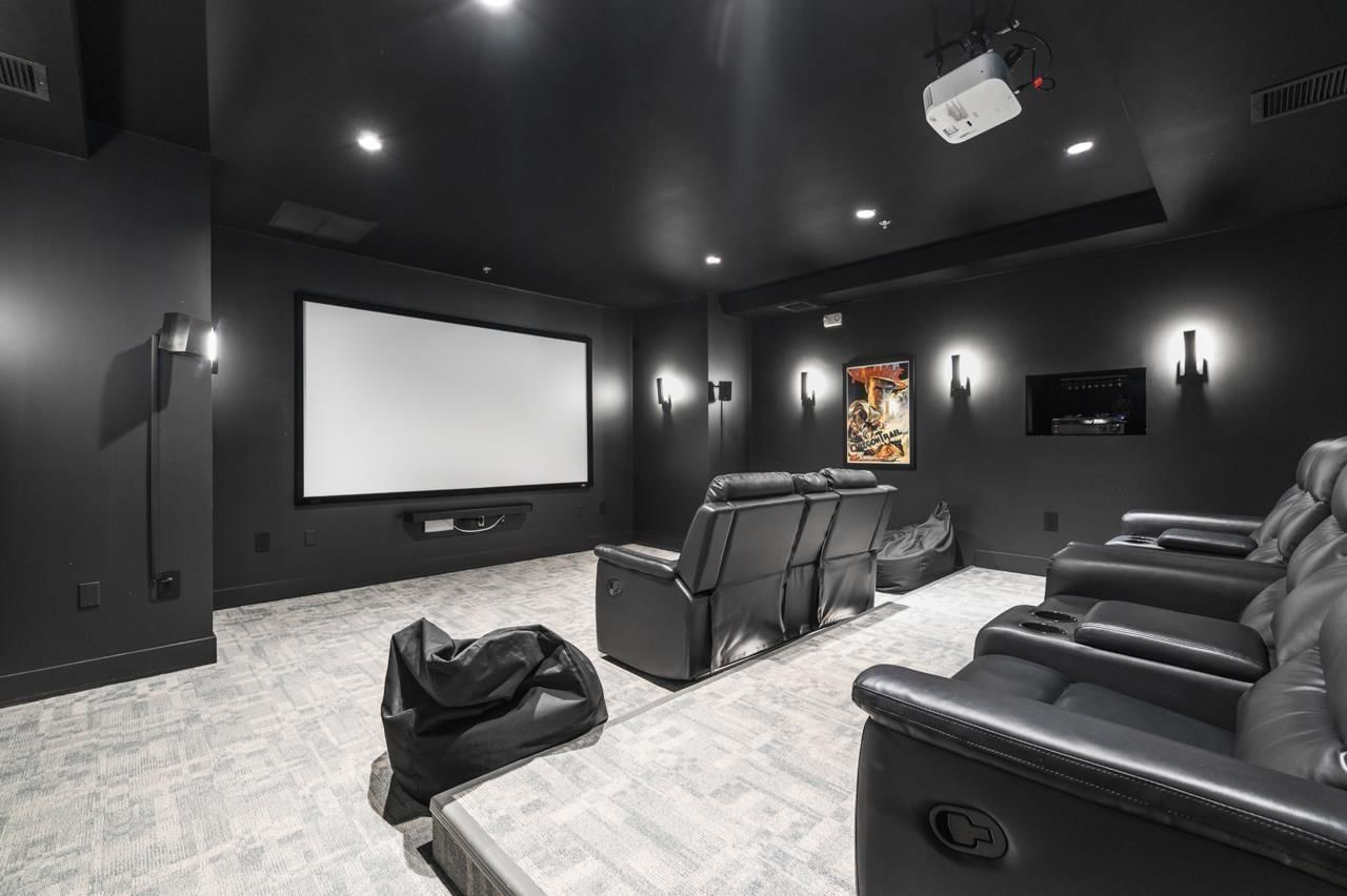 18 - 2070 OAK MEADOWS Image 38