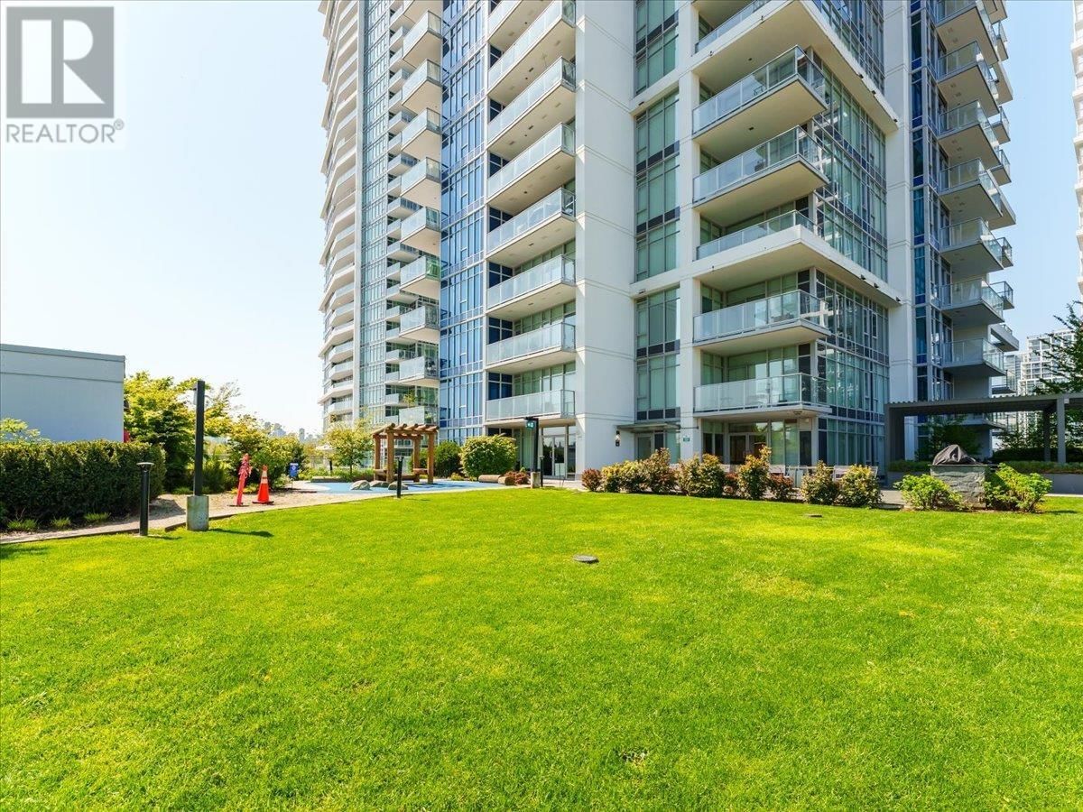 2404 - 2351 BETA AVENUE Image 17