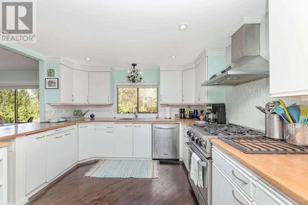 1419 CHASTER ROAD Image 13