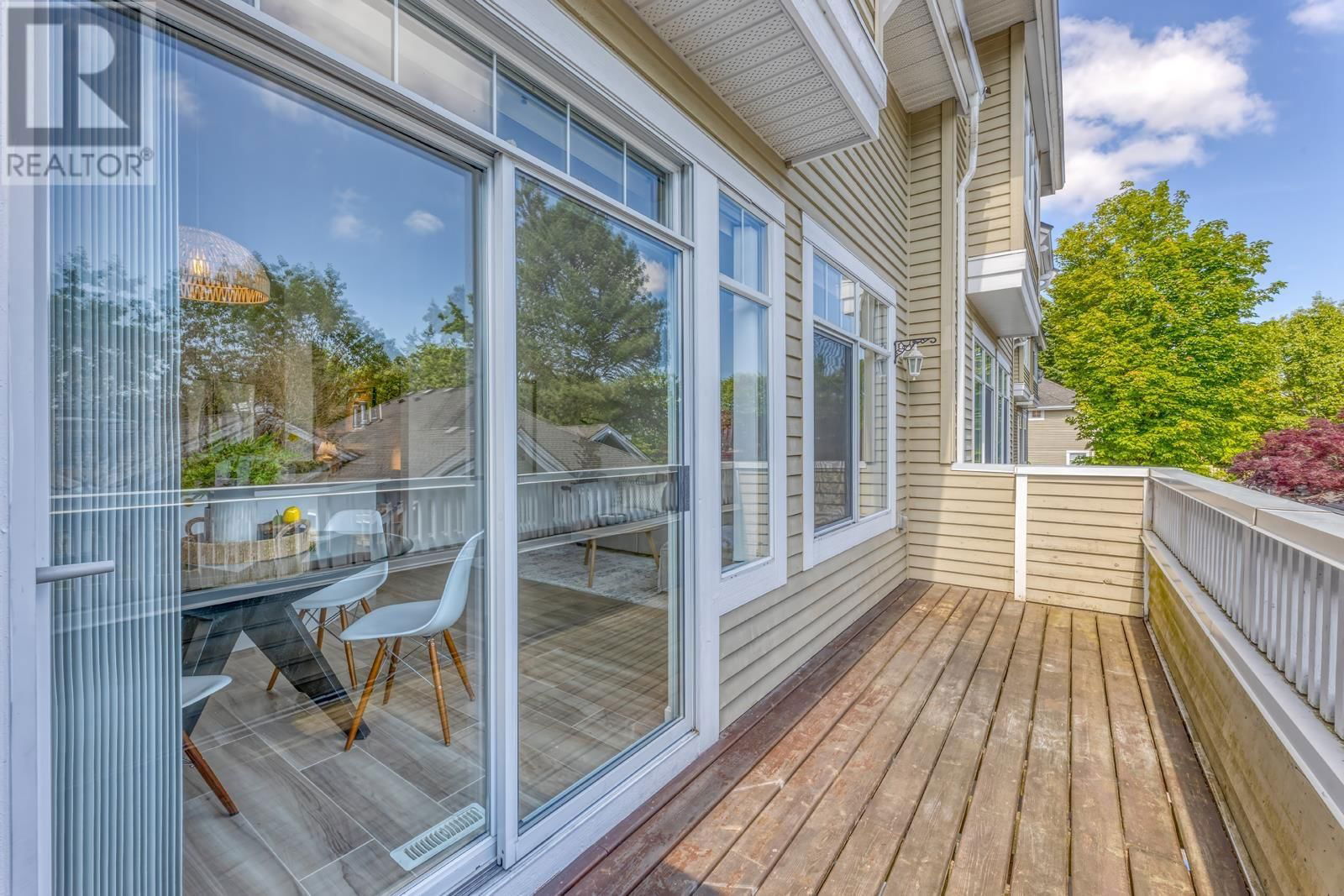 22 - 5240 OAKMOUNT CRESCENT Image 13