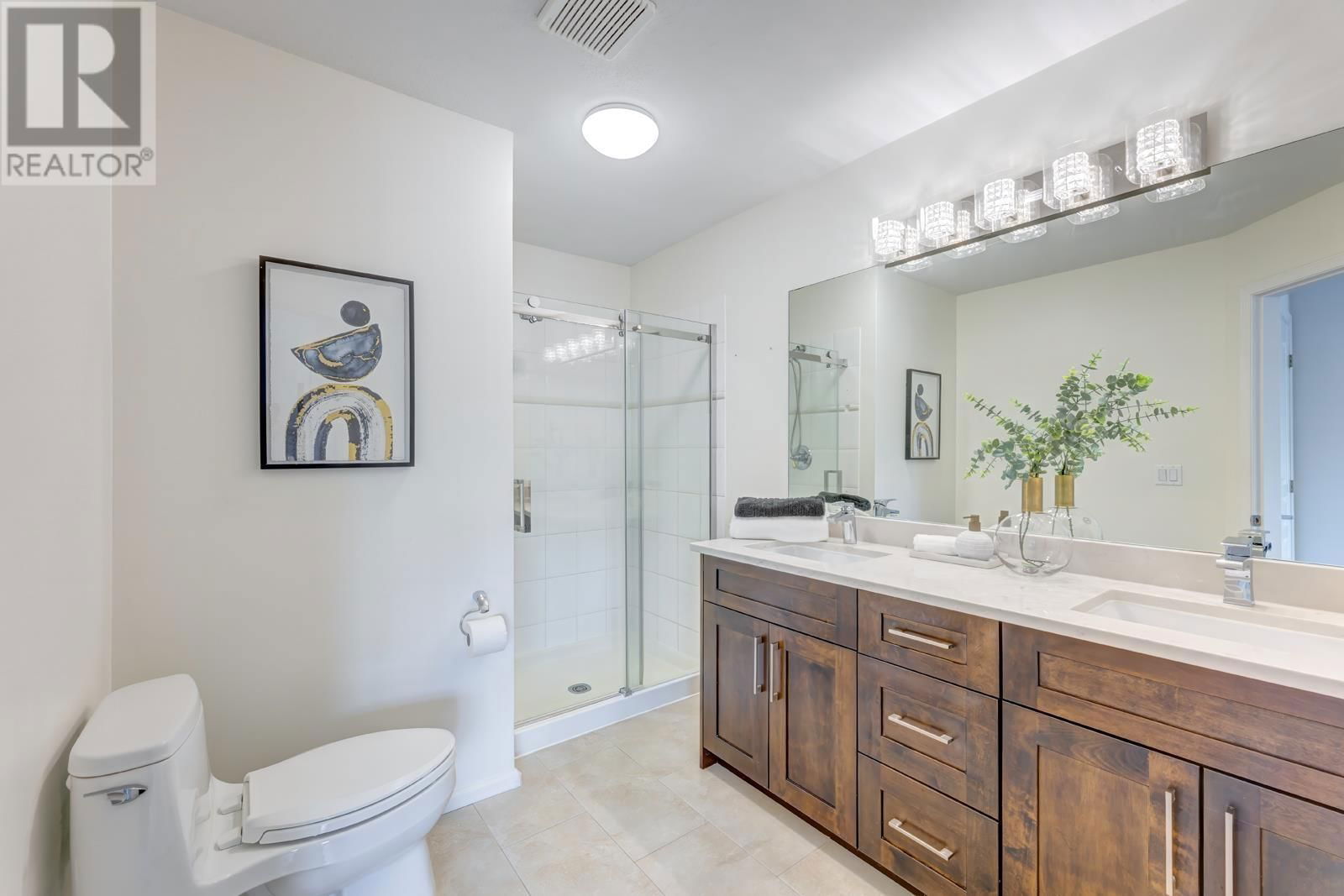 22 - 5240 OAKMOUNT CRESCENT Image 17