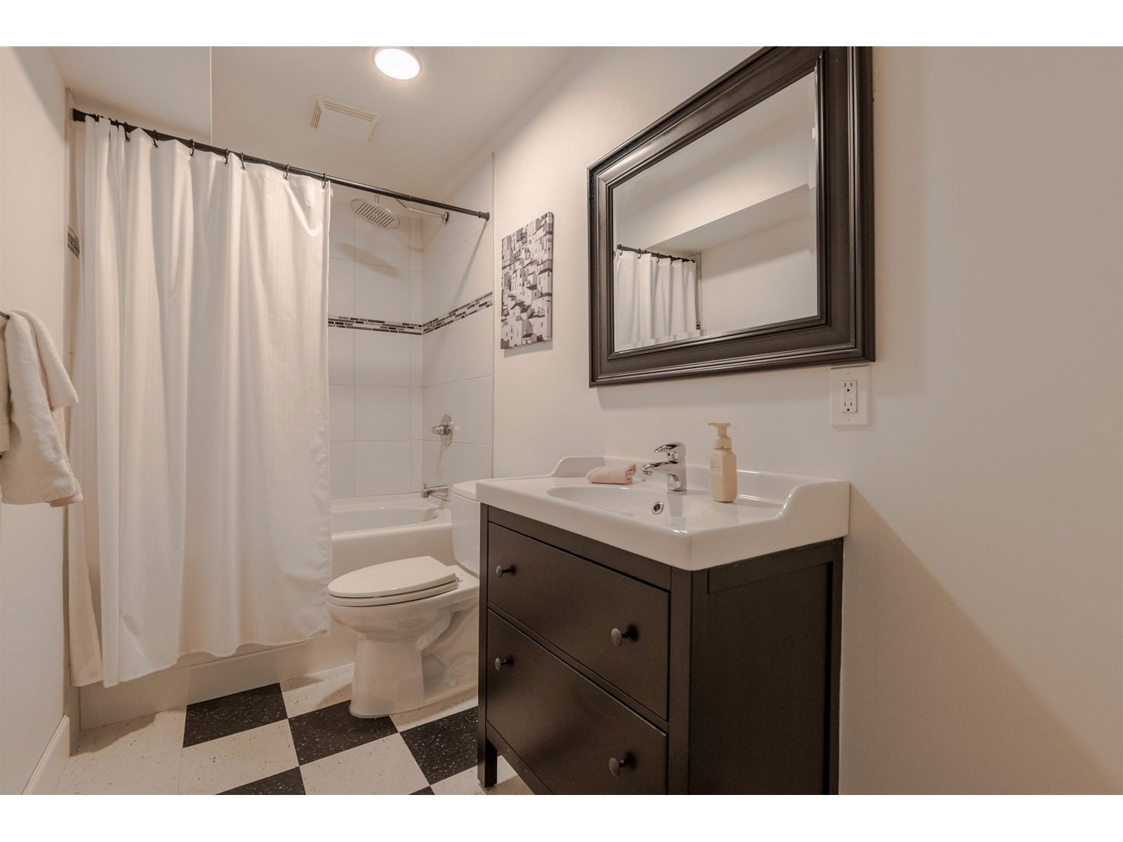 7276 196A Image 25