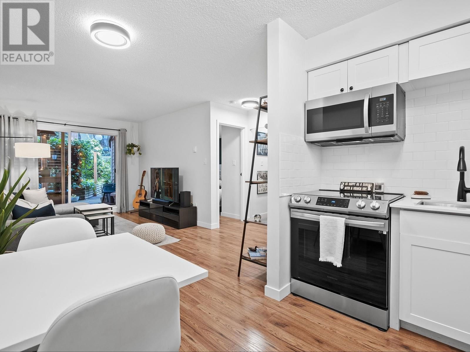 115 - 1429 4TH AVENUE Image 12