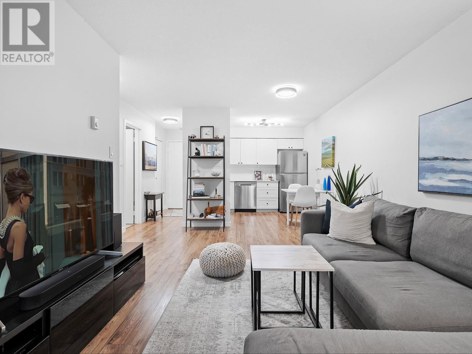 115 - 1429 4TH AVENUE Image 16