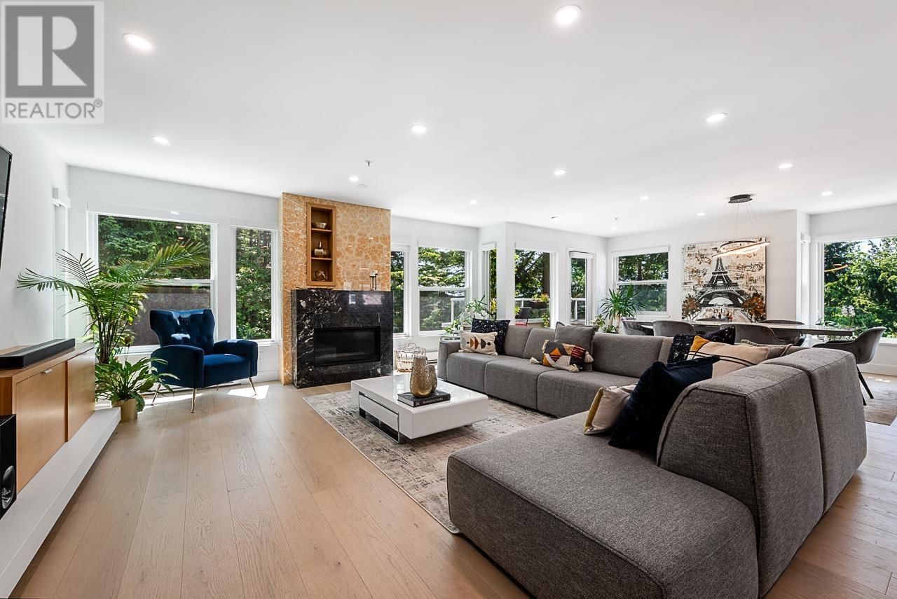 11 - 2425 EDGEMONT BOULEVARD Image 2