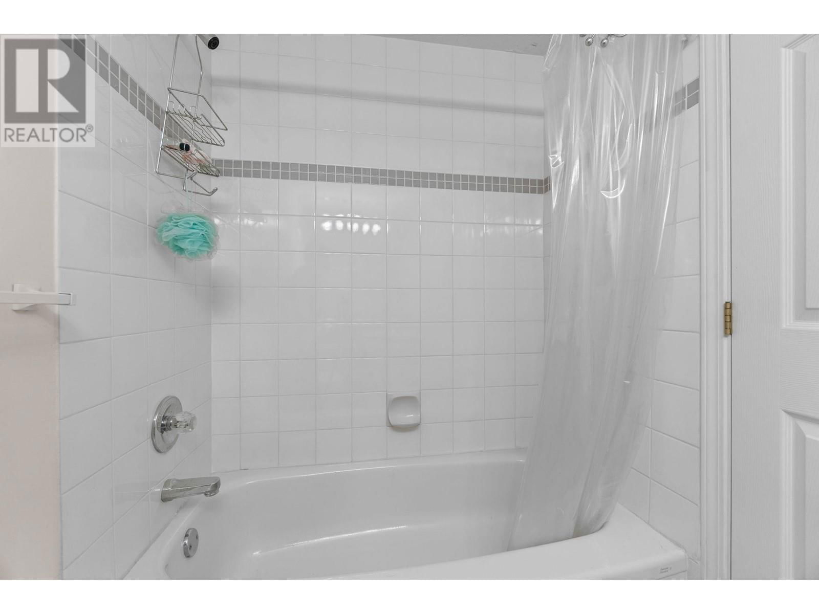5275 MCKEE STREET Image 32