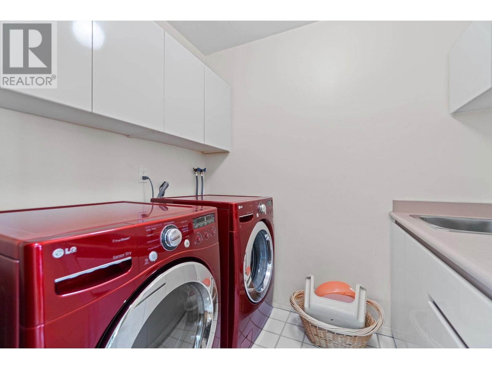 5275 MCKEE STREET Image 36