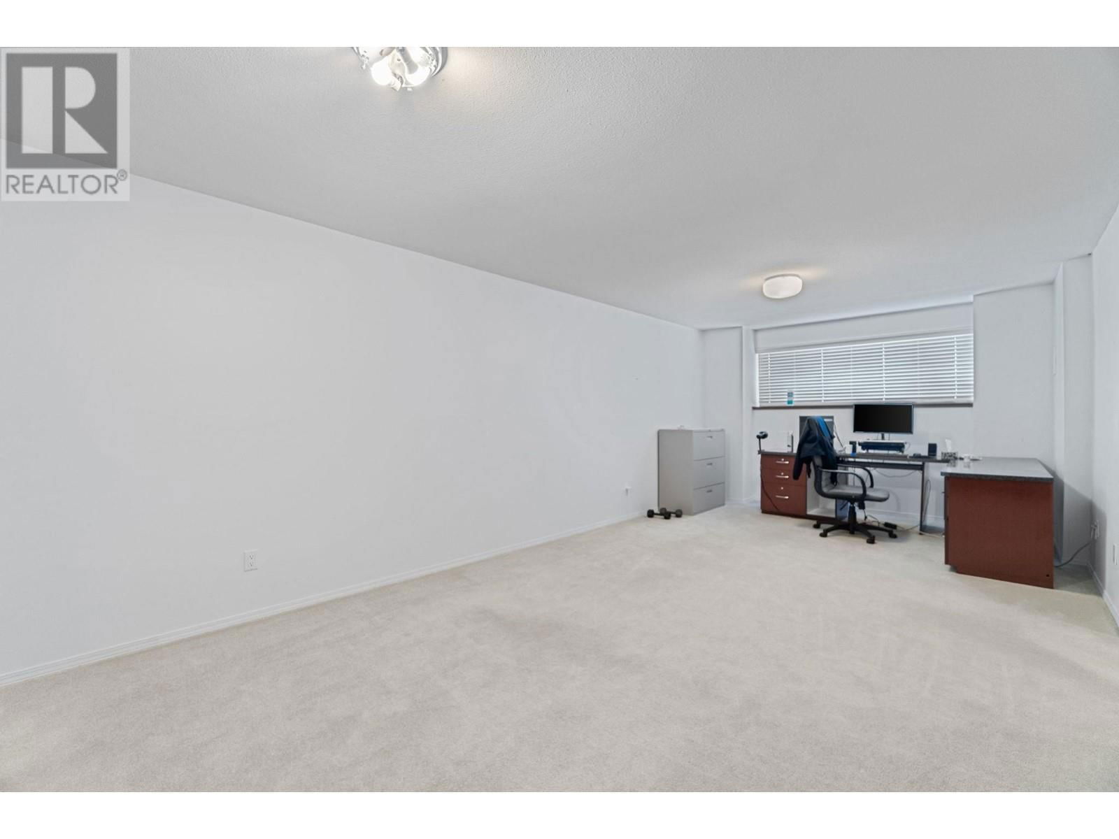 5275 MCKEE STREET Image 38