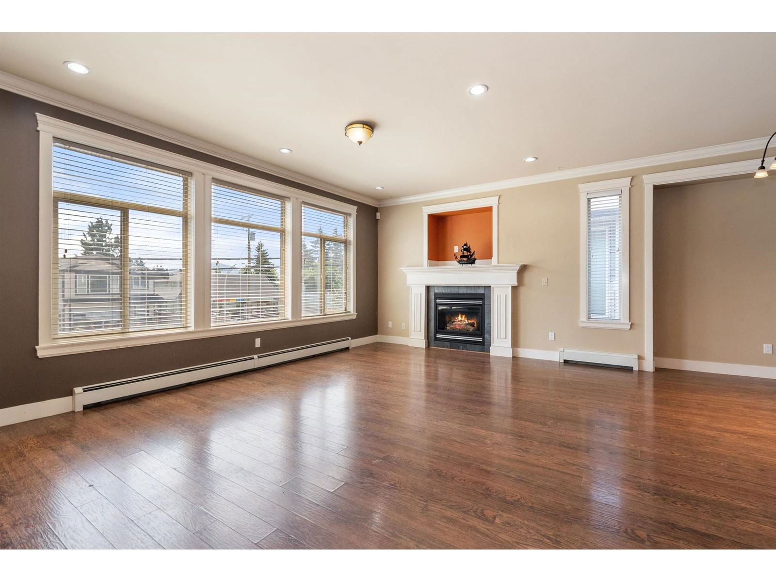 46623 FIRST AVENUE Image 4