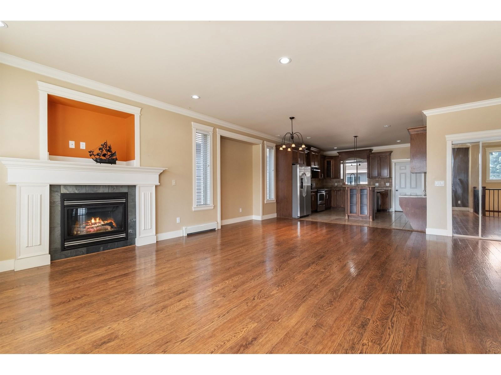 46623 FIRST AVENUE Image 6