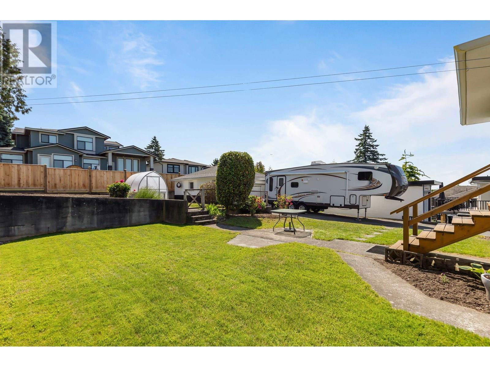 7988 SUSSEX AVENUE Image 28