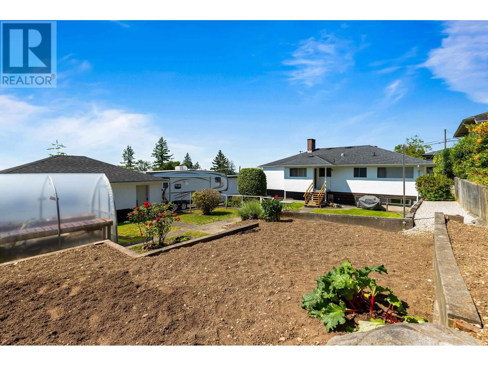 7988 SUSSEX AVENUE Image 30
