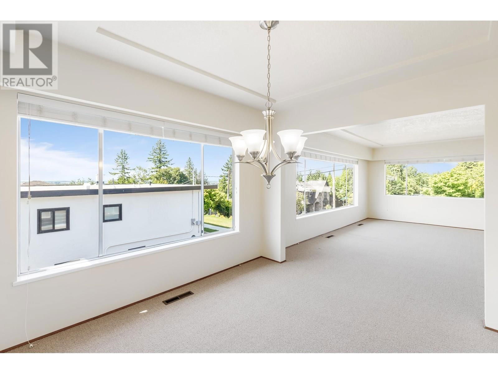 7988 SUSSEX AVENUE Image 6