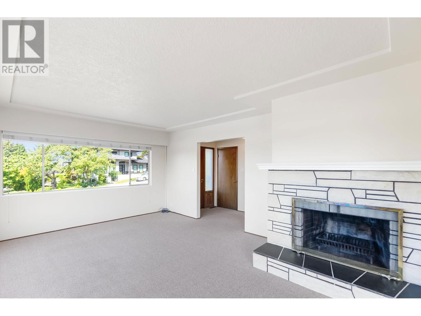 7988 SUSSEX AVENUE Image 7