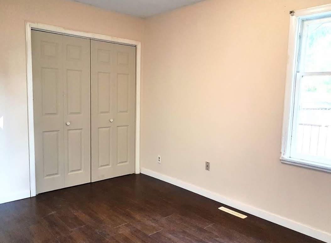 9550 YOUNG ROAD Image 4