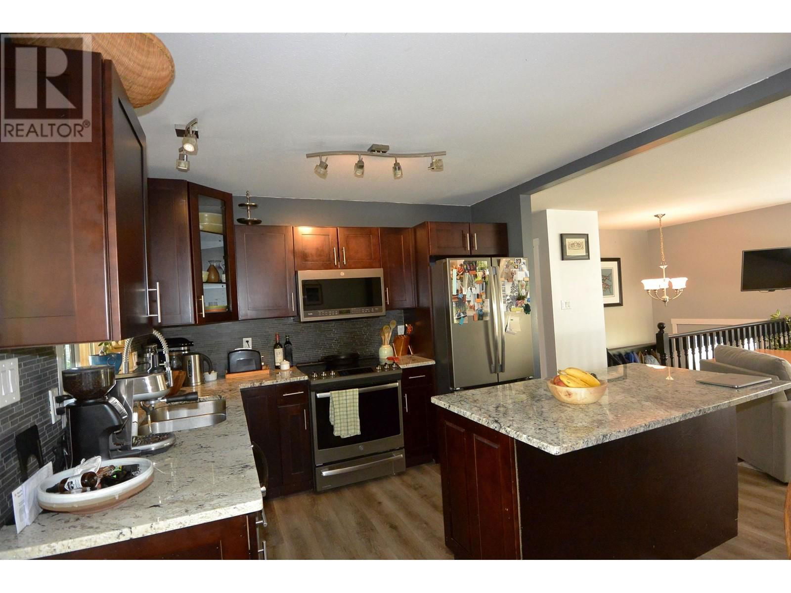 1461 WILLOW STREET Image 8