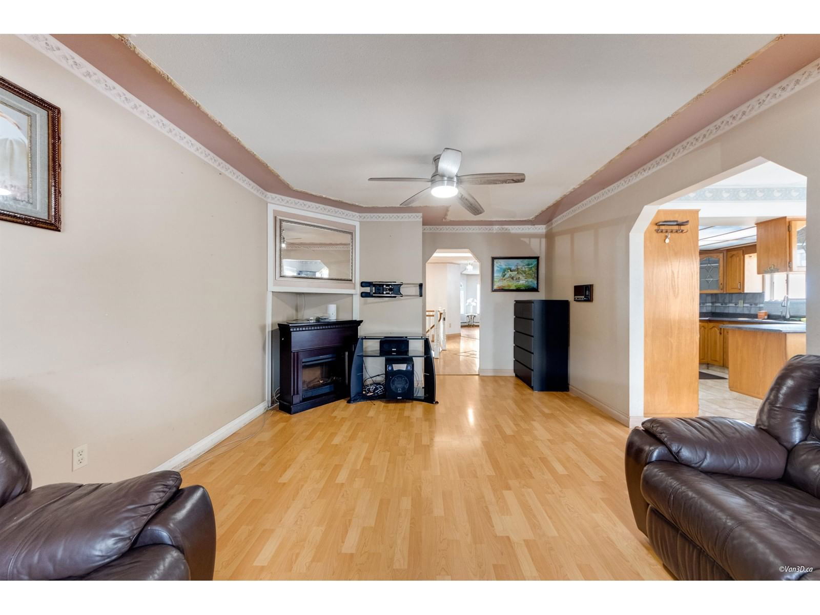 7976 122 Image 4