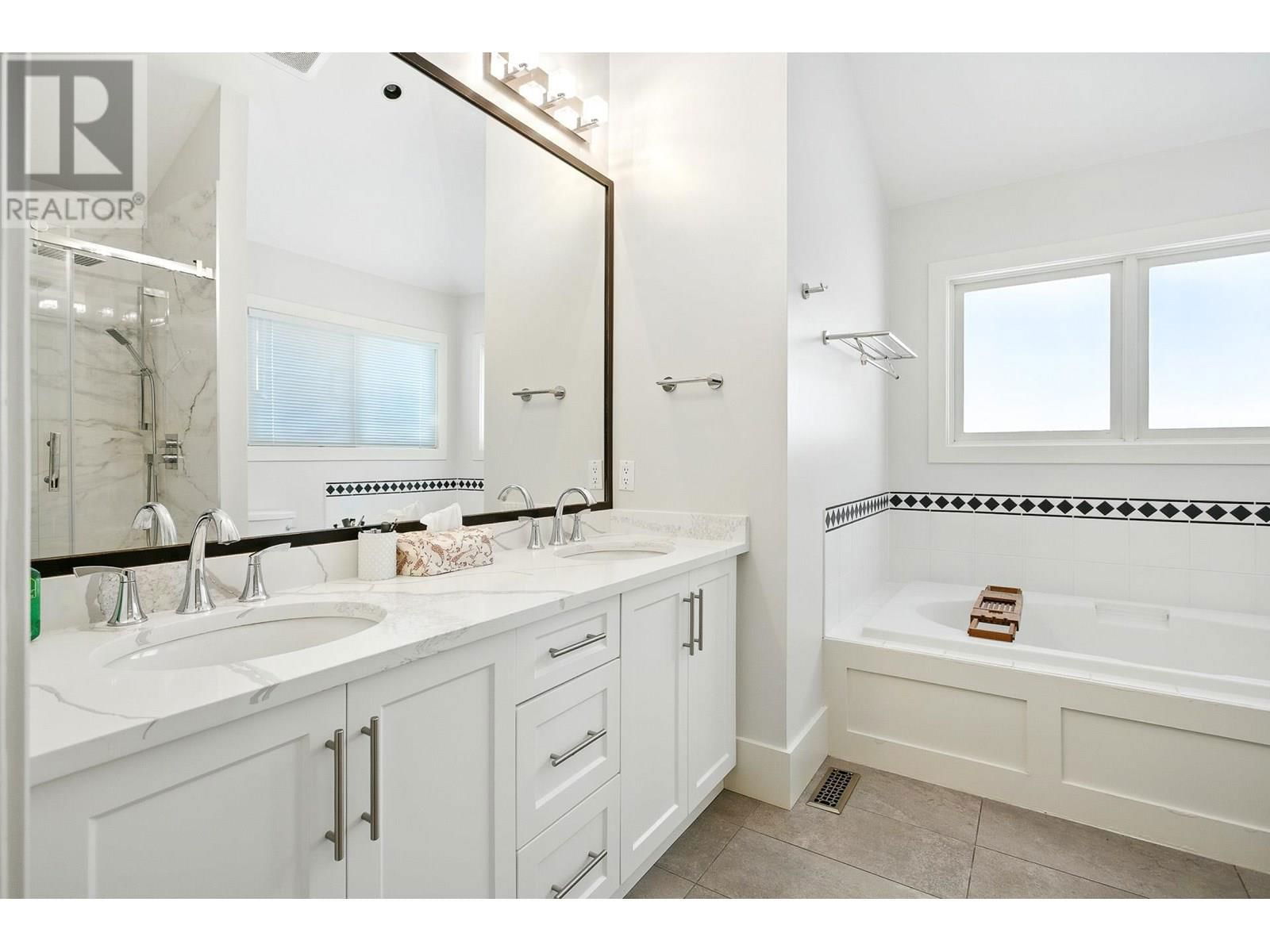 4420 COLLINGWOOD STREET Image 16