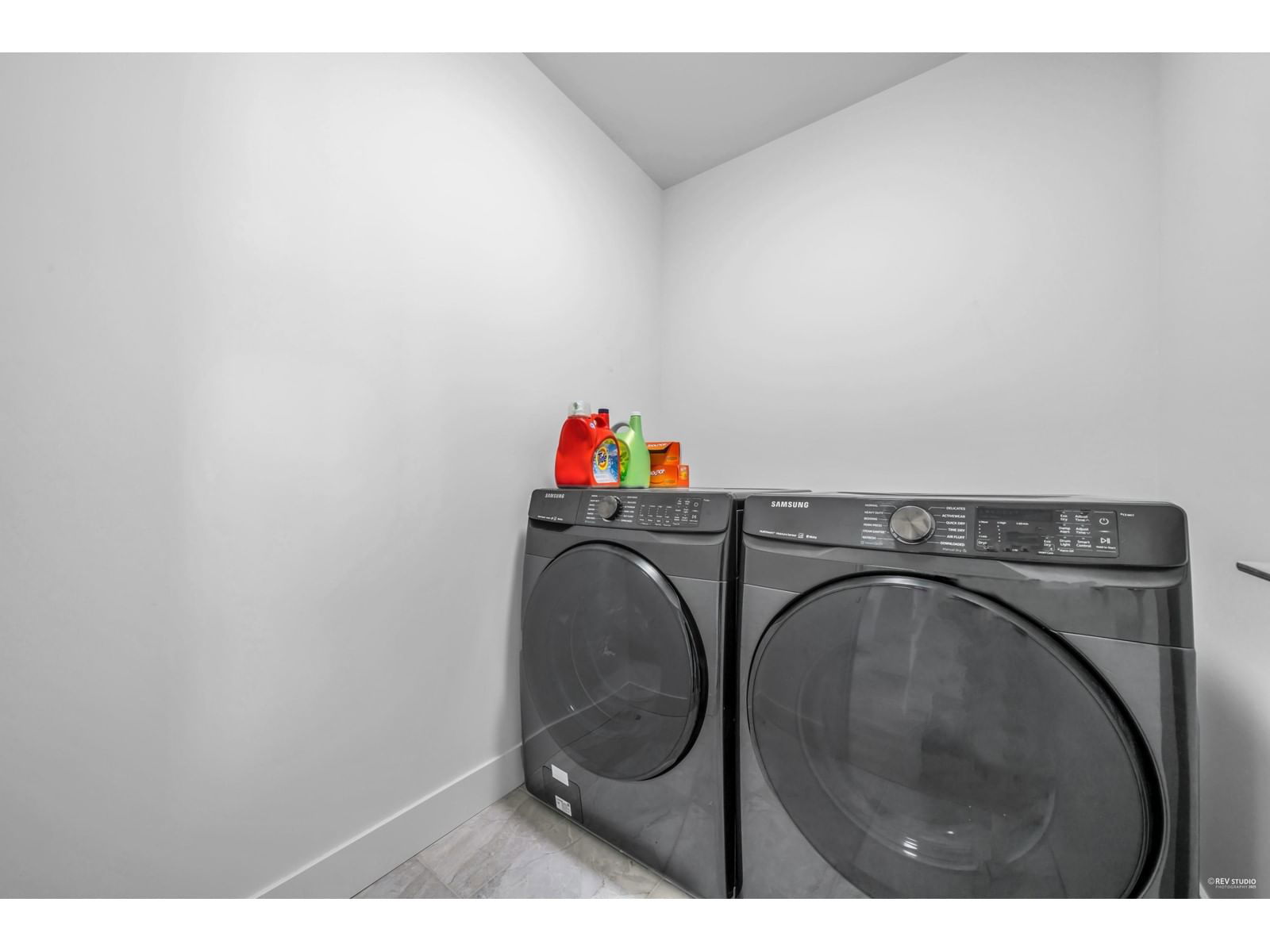 49 - 11556 72A Image 7