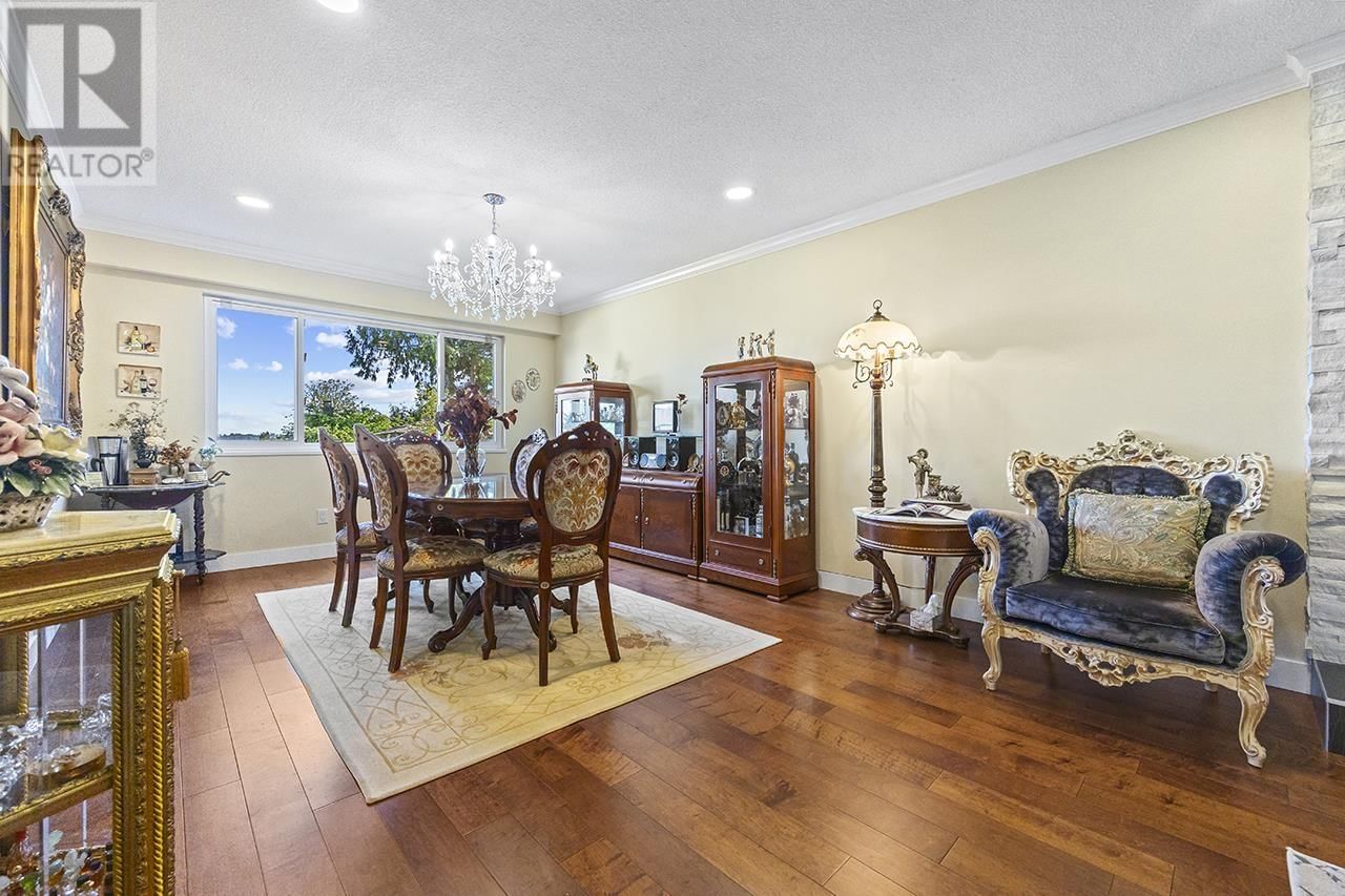 317 HICKEY DRIVE Image 15