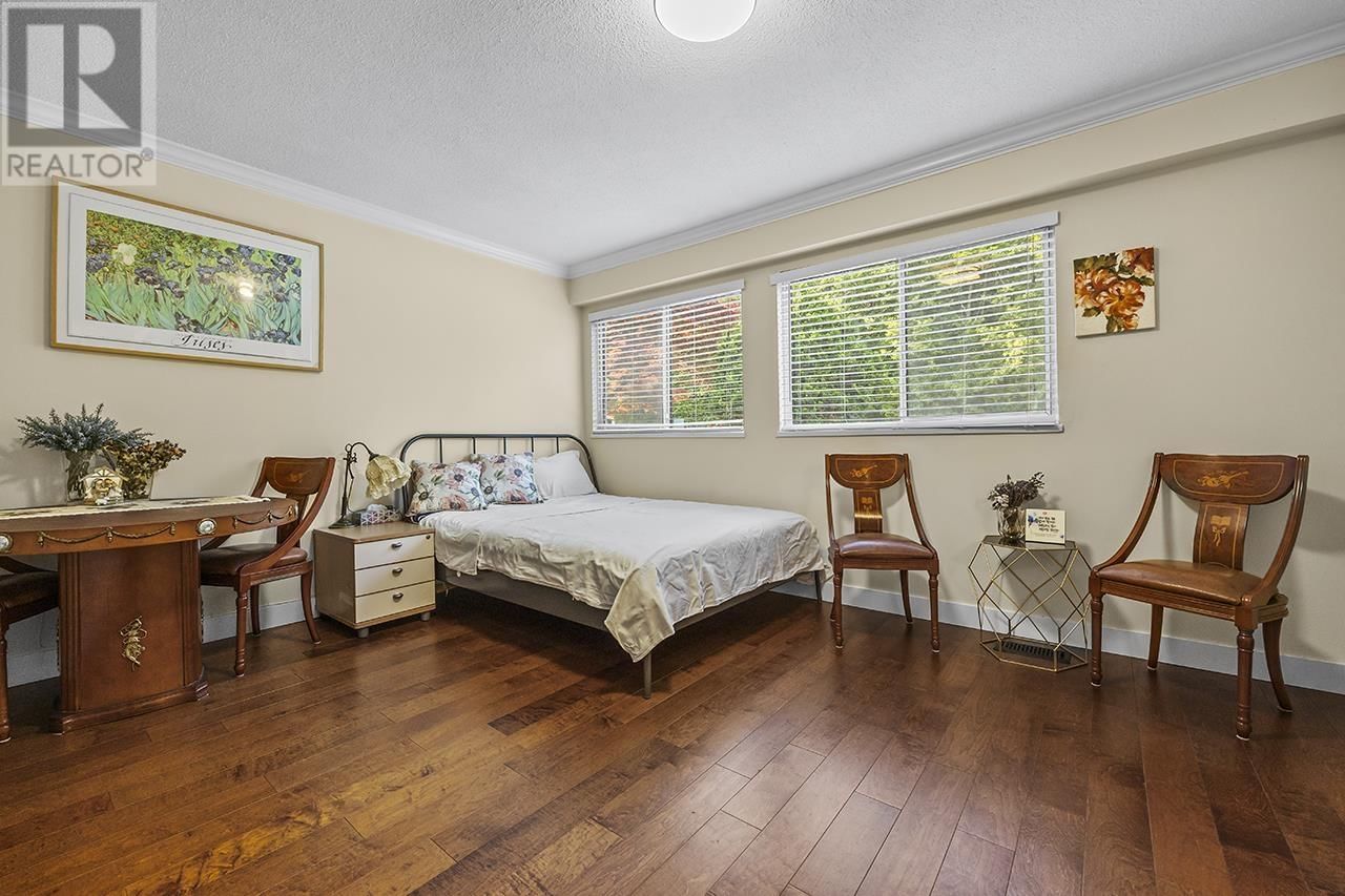 317 HICKEY DRIVE Image 40