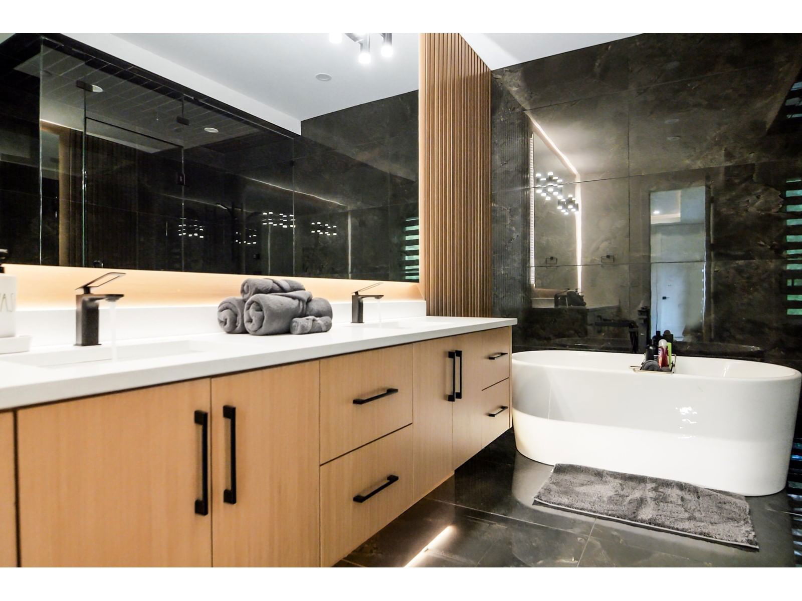 5673 FAIRLIGHT Image 16
