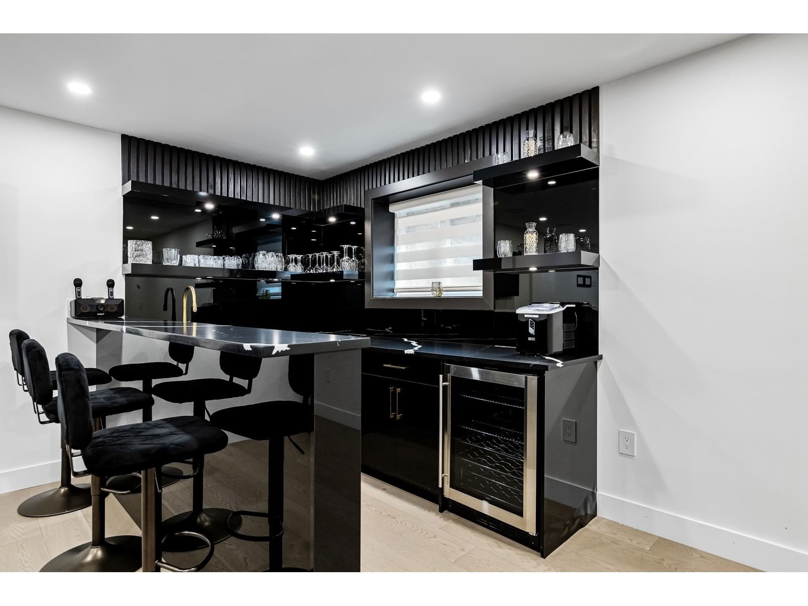 5673 FAIRLIGHT Image 17