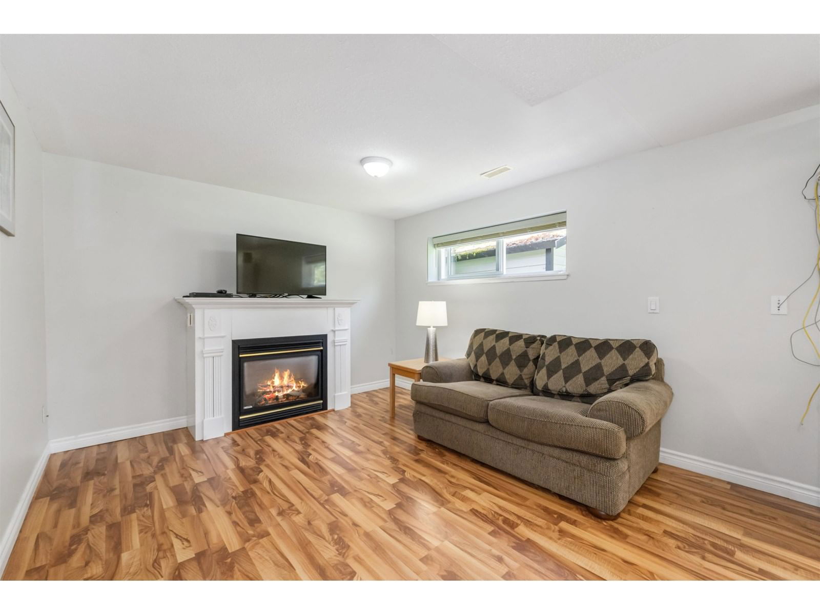 4229 196B Image 21