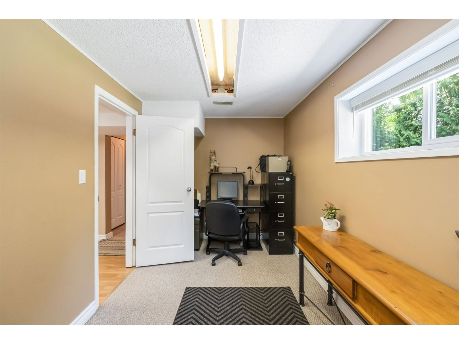 4229 196B Image 27