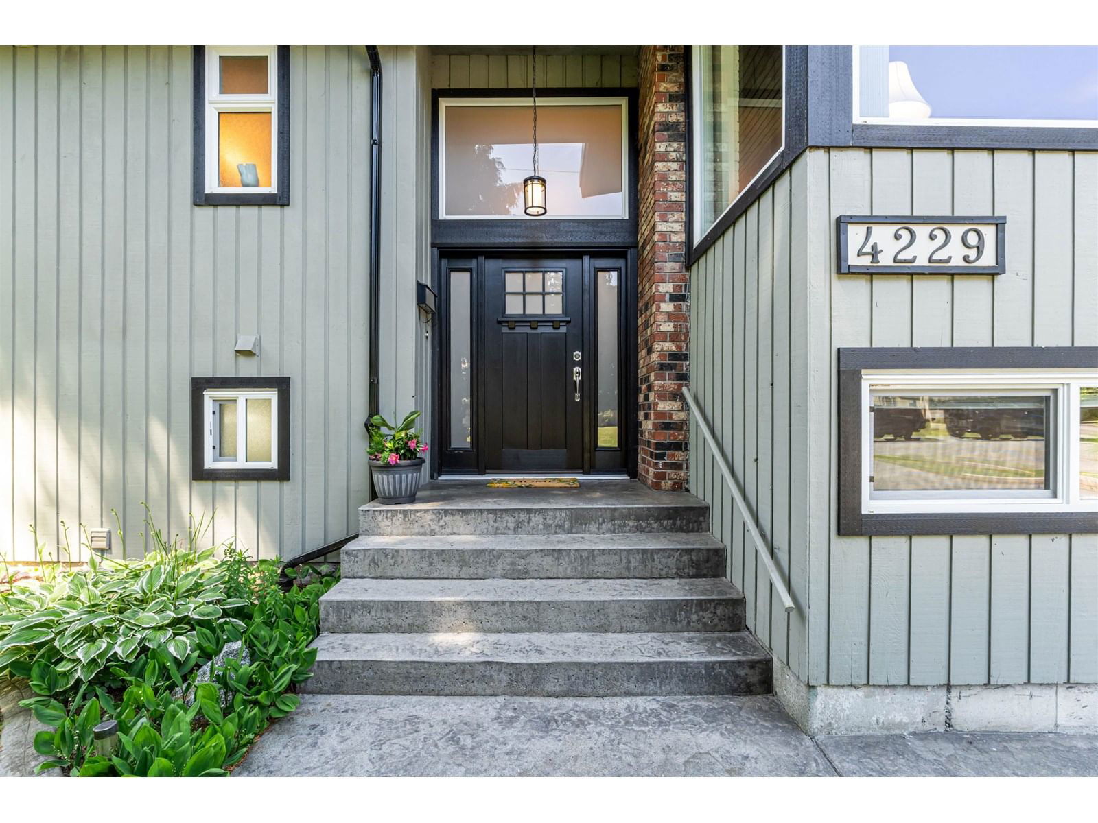 4229 196B Image 5